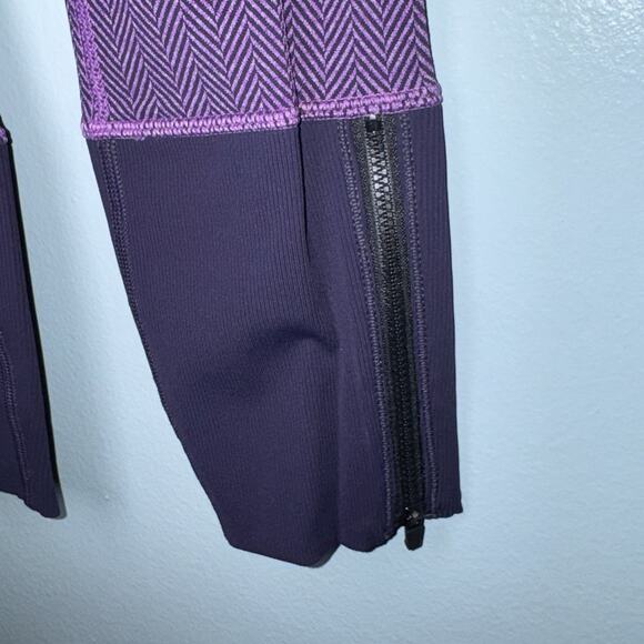 Lululemon Women's Rebel Runner Crop Giant Herringbone Black Grape Purple - Picture 3 of 11